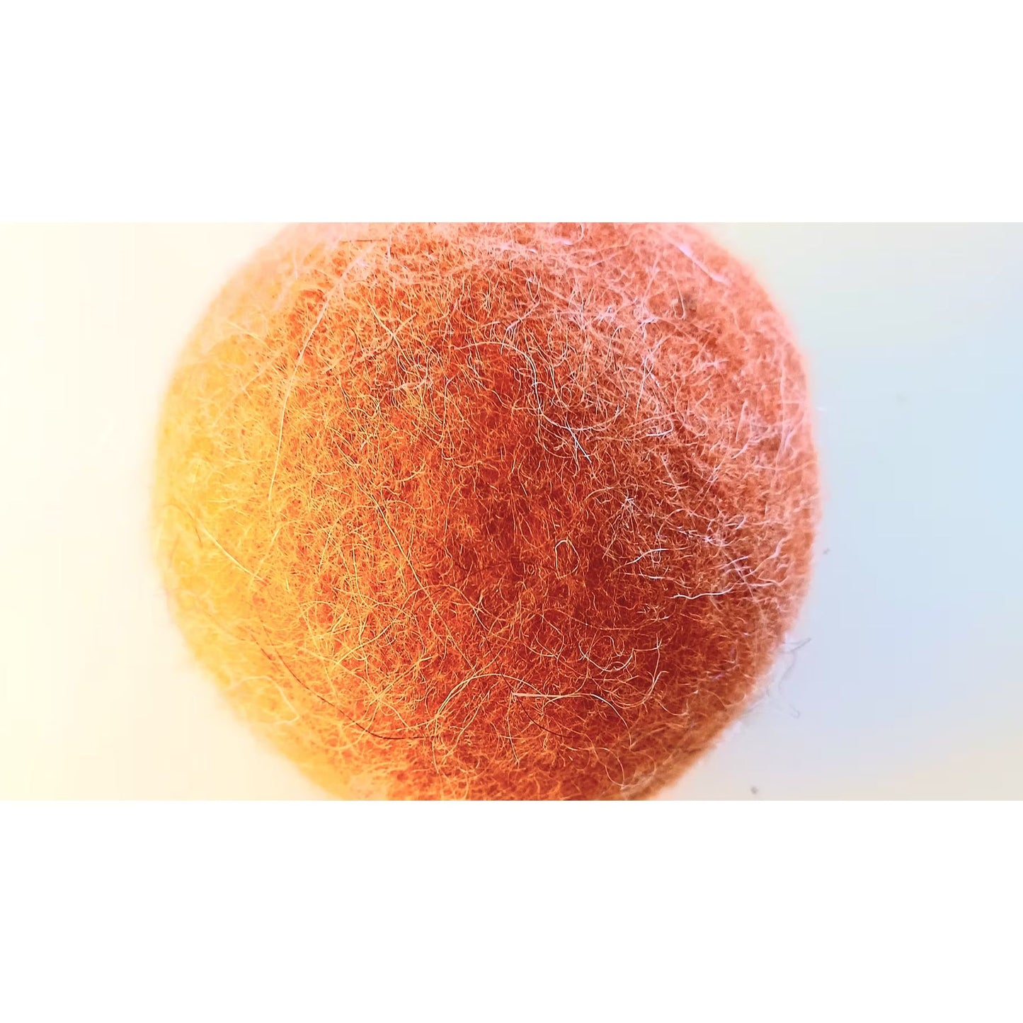 Jumping Filzball