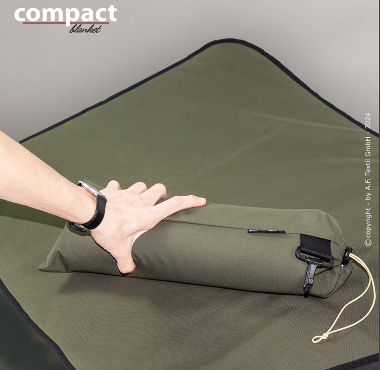 Action Factory Compact Blanket Rain