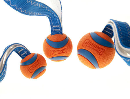 Chuckit! Ultra Tug - Ball mit Handschlauf
