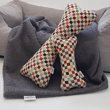 Plüschknochen